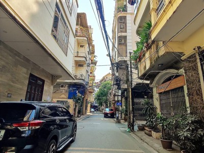 Bán nhà 7 tầng thang máy phố vĩnh phúc, xây mới cứng, dt 50m2, mt4.2m, kinh doanh 4