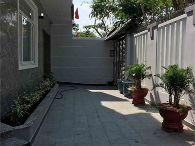 Biệt thự góc 2 mặt tiền kdc tân quy đông, p.tân phong, quận 7 0