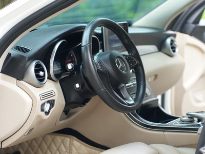 Mercedes c200 at 2016 2