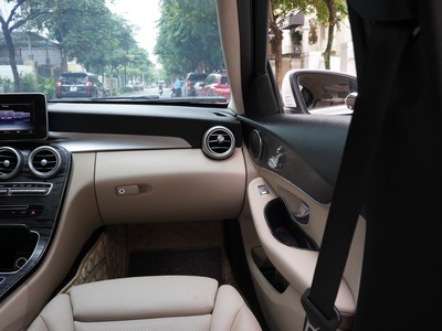 Mercedes c200 at 2016 3