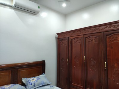 Cho thuê nguyên căn 6 phòng ngủ khép kín tại Văn Cao, giá chỉ 18tr 9