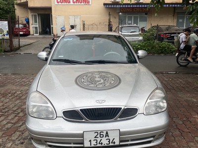 Cần bán xe Daewoo nubira 1.6 0