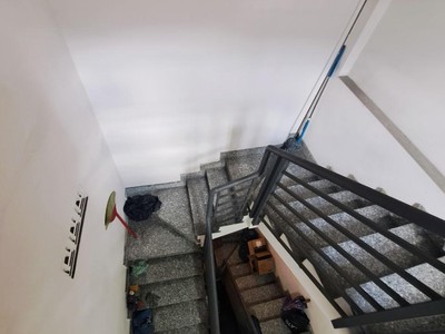 - bán cực gấp mặt tiền kinh doanh cmt8 quận 10,hàng hiếm 38m 3tầng hơn 5tỷ tl 4