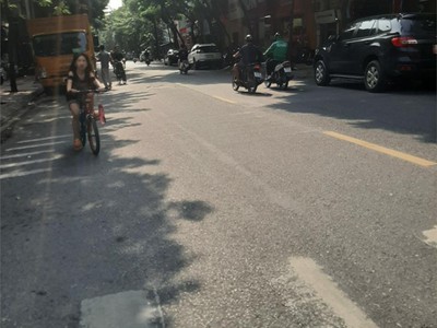 Nhà 2 phòng ngủ , 38mv , chỉ có hơn 4 tỷ 1 chút. trung tâm,long biên,long biên, hà nội 0