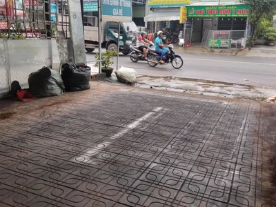 Cho thuê nhà mặt tiền đồng khởi mới tinh, gần cây xăng 75 chỉ 12tr/tháng 0