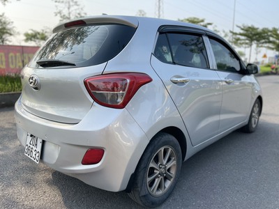 Chính chủ bán xe Hyundai i10 sx 2015 bản đủ mt 2