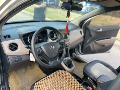 Chính chủ bán xe Hyundai i10 sx 2015 bản đủ mt 5