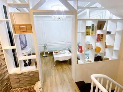 Bán nhà đẹp Phố Trần Quang Diệu, Kinh doanh. Thang máy, Nội thất xịn, Phân lô Ô tô tránh 4