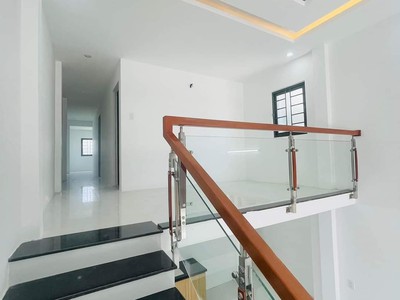 Bán nhà gác lửng đúc kiệt ô tô 4m k33 nam cao 3