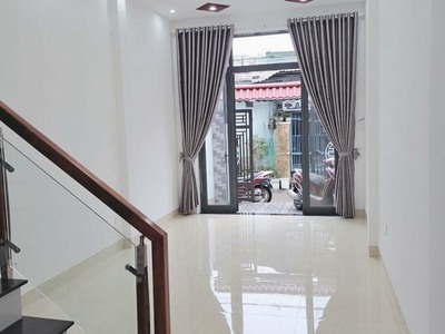 Bán nhanh 2 siêu phẩm nhà 2 tầng 2 mê đúc kiệt xe tải nhỏ k34 âu cơ 4