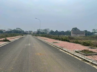 100m2 khu tdc bình yên dãy a2 hướng đông nam - đòng ô bàn cờ thông thoáng có vỉa hè- giá đầu tu ở 3