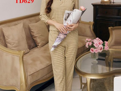 Sale bộ đồ đẹp nhân dịp 20.10 9