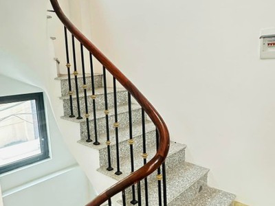 Cho thuê MBKD nguyên căn 7 tầng phố Thụy Khuê 3