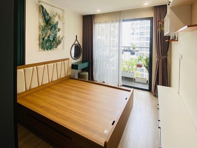 Bán căn hộ Vinhomes Ocean Park Gia Lâm. DT. 63m2.2pn.1pk.2wc . Nhà trang bị full đồ gỗ như ảnh. Cửa 6