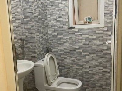 Cho thuê nhà chính chủ mới căn góc 102m2x5t- kd, vp, kim đồng-36tr 2