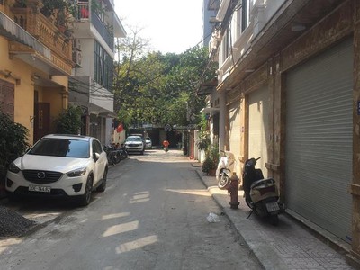 Cho thuê nhà riêng gần phố Vương Thừa Vũ ngõ rộng ô tô vào nhà 0