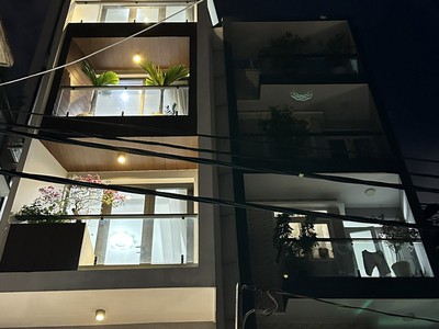Siêu Phẩm  Bán nhà khu đất vàng Lý Tự Trọng - 4x20m - 5 tầng TN: 150 triệu - 23 tỷ 4
