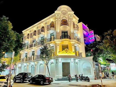 Nhà góc 2 Mt đường 41 khu An phú hưng phường tân phong Quận 7. Dt 5x22m 4 lầu 0