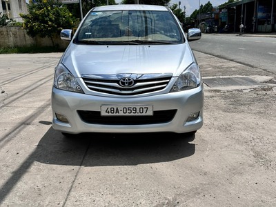 Gia Đình Cần Bán Xe Innova Sản Xuất 2011 4