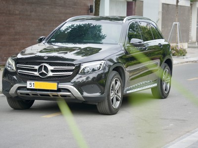 Mercedes glc250 sản xuất 2017 1