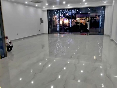 Cho thuê mặt bằng kinh doanh tầng 1 tại Vinhomes Marina, 120m2  giá 15tr CTT 0