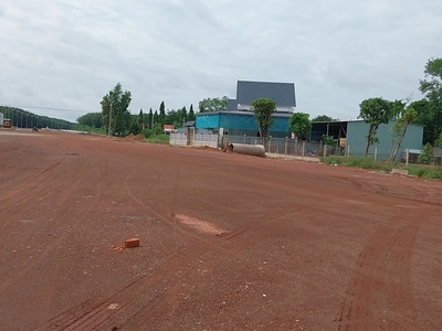 Cần tiền gấp, chủ bán cắt lỗ ngộp lô đất 308m2 ngay sát UBND và KCN Đồng Phú 4