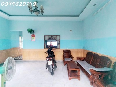 Giá nào cũng bán. nhà 2 tầng mới, lô góc cực thoáng, dt: 73m2, đường hoàng diệu, hải châu, đn. giá 1