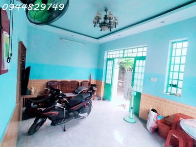Giá nào cũng bán. nhà 2 tầng mới, lô góc cực thoáng, dt: 73m2, đường hoàng diệu, hải châu, đn. giá 0