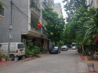 Bán nhà  phân lô kđt văn khê hà đông 50m 5t nhỉnh 7 tỷ thông sàn ô tô đắc địa nhất kđt. 1