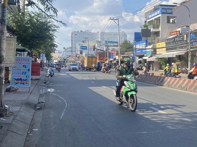 Bán nhà mặt tiền huỳnh tấn phát - nguyễn thị thập, q7, 6x26m, cấp 4- tiện xây, 18.9 tỷ. 0