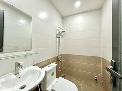 Cho thuê chdv, đ/c: 71 nguyễn trọng lội. phường 4. quận tân bình 1