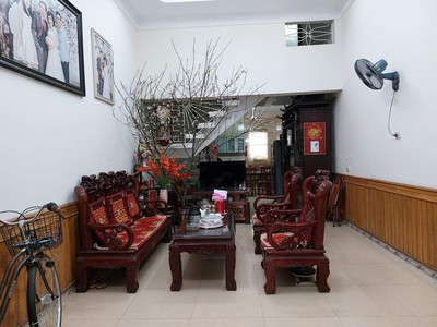 5.Bán Nhà 4 tầng mặt phố Nguyễn Công Hoan , tp Hải Dương giá 5 tỉ 0
