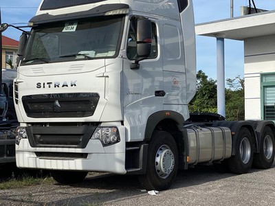 Đầu Kéo Howo 440 Sitrak T7H Cầu Láp Giá Phú Yên T10/2023 2