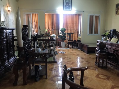 Chính chủ cho thuê nhà 3 tầng mặt phố số 126a tam trinh, vỉa hè rộng, có chỗ đỗ ô tô 4
