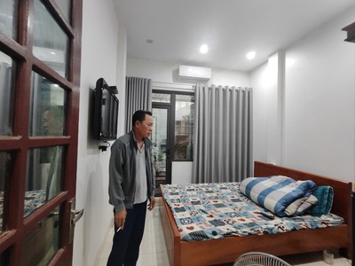 Bán 33,7m2 thực tế xây 42m2 nhà 5 tầng ngõ 195 Vũ Xuân Thiều, đường thông ô tô tránh 3