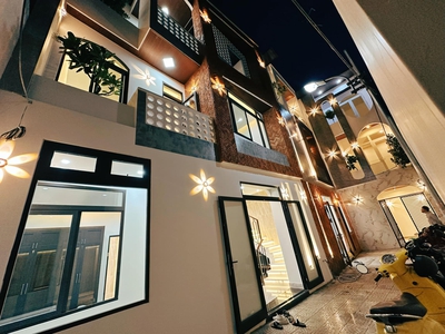 Siêu phẩm nhà 3 tầng 3 mê k376 nguyễn phước nguyên 0