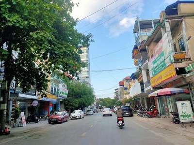 Chính chủ cần bán nhanh căn nhà 3 tầng thuộc phường túc duyên - thành phố thái nguyên. 1