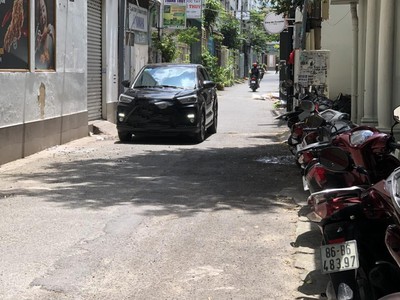Bán nhà hxh bùi văn ngữ, hiệp thành, quận 12, 76m2, 3 tầng, giá 4 tỷ x 1