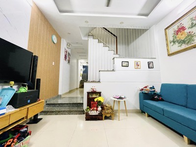 Bán nhà hxh bùi văn ngữ, hiệp thành, quận 12, 76m2, 3 tầng, giá 4 tỷ x 2