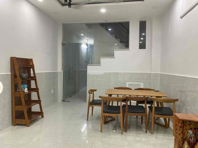 Chính chủ cho thuê nhà nguyên căn   nội thất giá rẻ trung tâm phường 11, quận bình thạnh 1