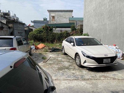 Chính chủ bán 50m2 đất sổ riêng mặt tiền đường lớn trung tâm thái bình 4