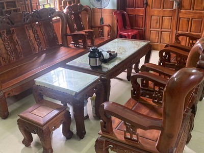 Bộ bàn ghế phòng khách tay 12 tại Quảng Bình phù hợp cho gia đình có tài chính vừa phải,giá 19 triệu 2