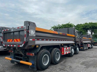 Xe ben howo 4 chân thùng u đúc tại bình định 2