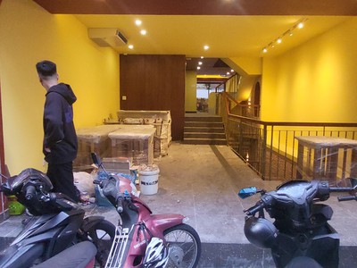 Cho thuê mặt bằng 360m2 Nguyễn Trãi Bến Thành Quận 1 2