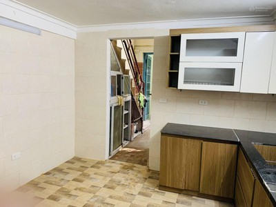 Nhà có quy hoạch mở rộng thành phố quỳnh, ô tô vào nhà, kd sầm uất, dt 70m2x3t, giá chào nhỉnh 9 2