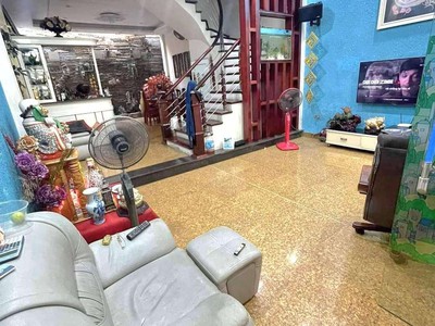 Bán nhà gia thụy, long biên, ở rộng, oto vào, tiện ích gần, sát phố, 86m, chào 6 tỷ 2