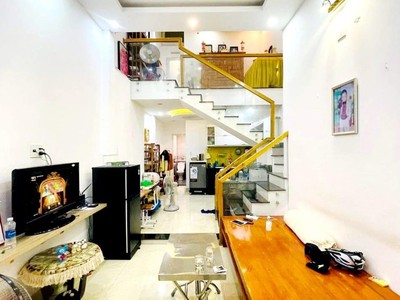 Nhà đẹp 2 tầng kiệt hoàng diệu, hải châu, đà nẵng. diện tích  45m2, mà giá chỉ 2,1x tỷ 0