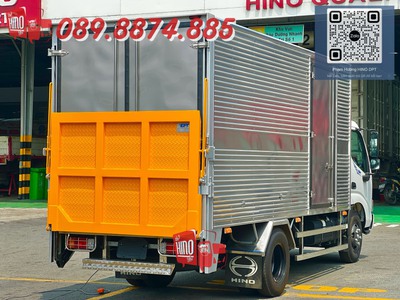 HINO 1.9 Tấn XZU650L Thùng Kín Bửng Nâng Thiết Kế Mới 2023   Nâng Cả Thế Giới Cùng Hino 3