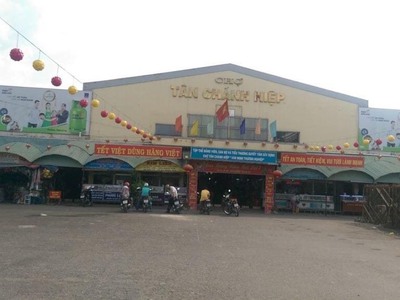 Bán dãy nhà trọ 2 mặt tiền xe tải nhựa mới tô ký 84m2 ngang 4.2m sát chợ nhỉnh 5 tỷ. 0