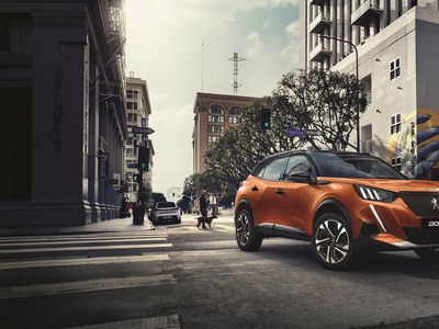 Kịch sàn NEW PEUGEOT 2008, hỗ trợ lái thử khu vực HCM 2